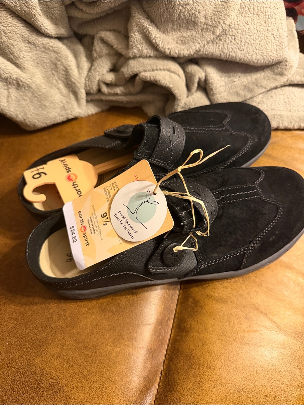 Earth Spirit Black Suede Hook-and-Loop Mary Jane Flats